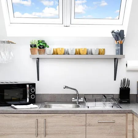 Host & - Captain's Retreat *