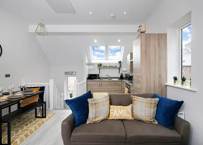 Holiday home Host & - Captain's Retreat